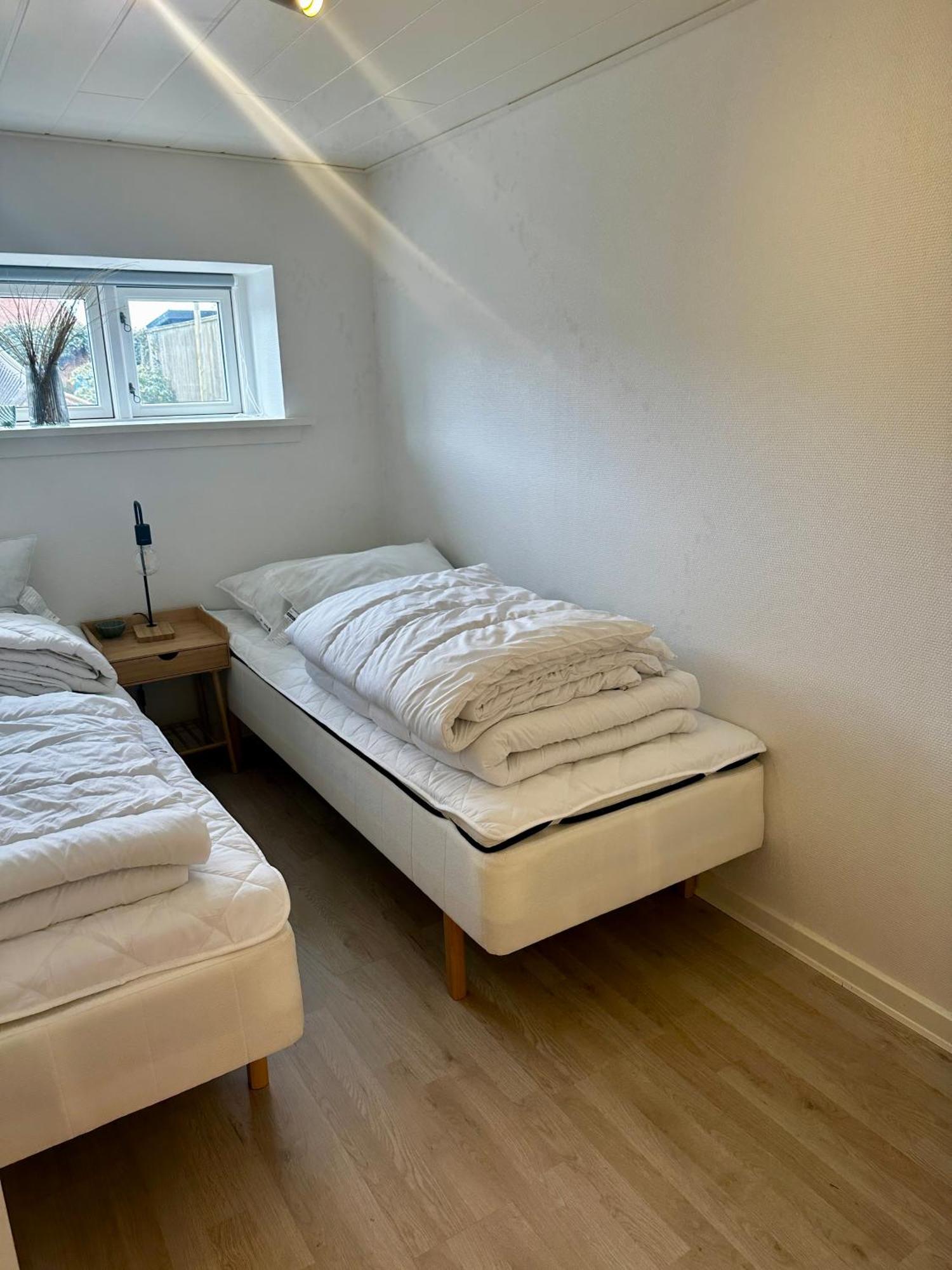Skon Lejlighed Med Egen Terrasse Og Have Taet Pa Centrum I Skagen Exteriör bild
